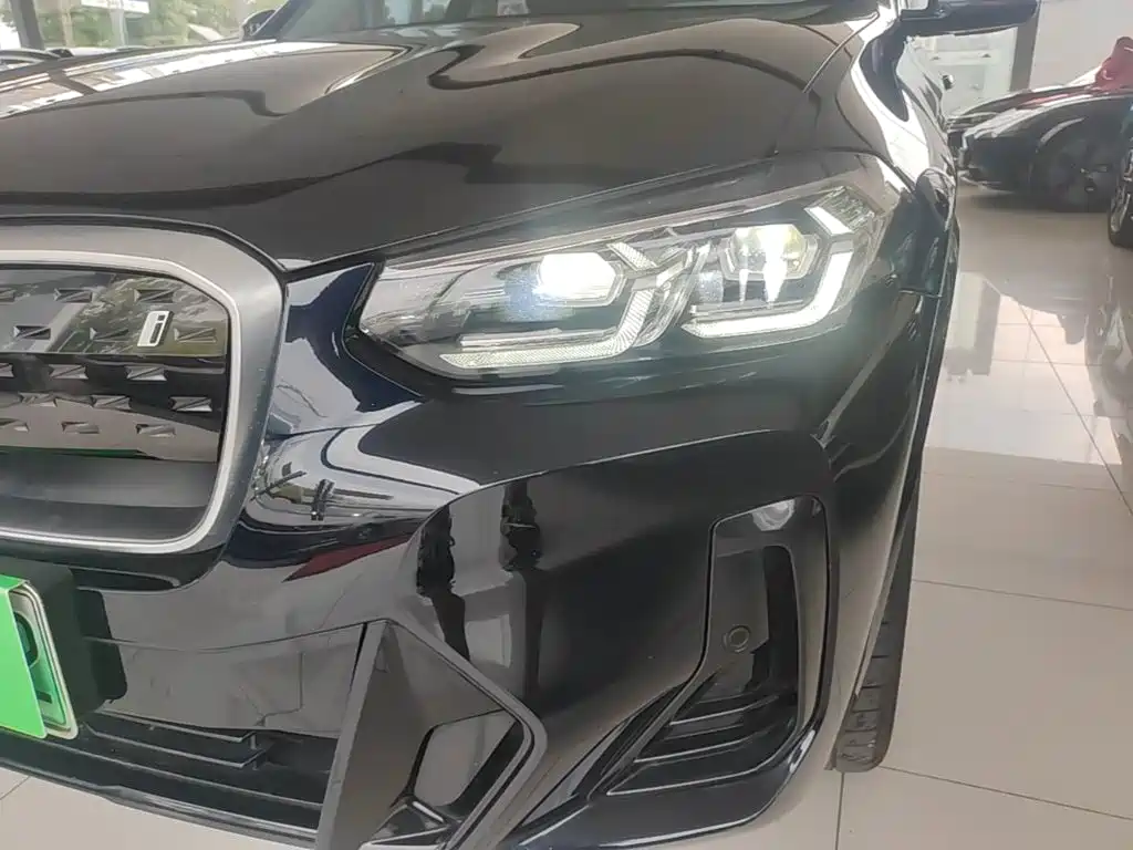 BMW iX3 — миниатюра 24