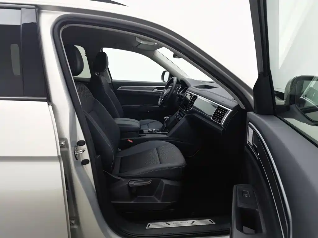 Volkswagen Teramont — миниатюра 23