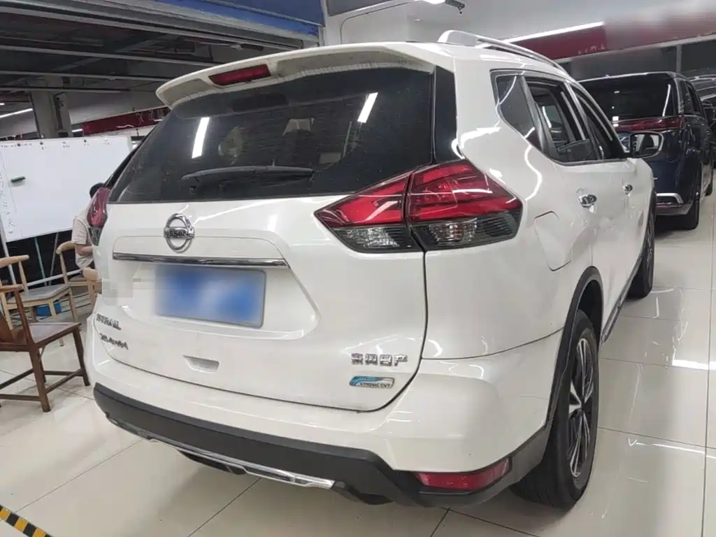 Nissan X-Trail — миниатюра 7