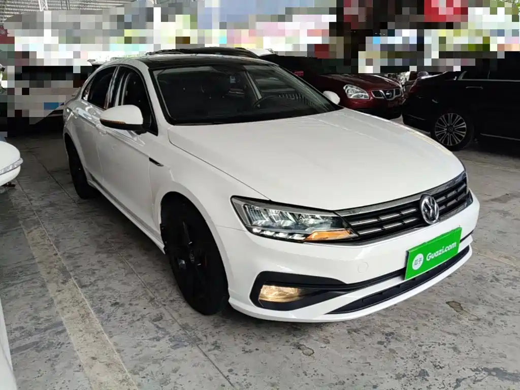 Volkswagen Lamando 2019 230TSI DSG VI
