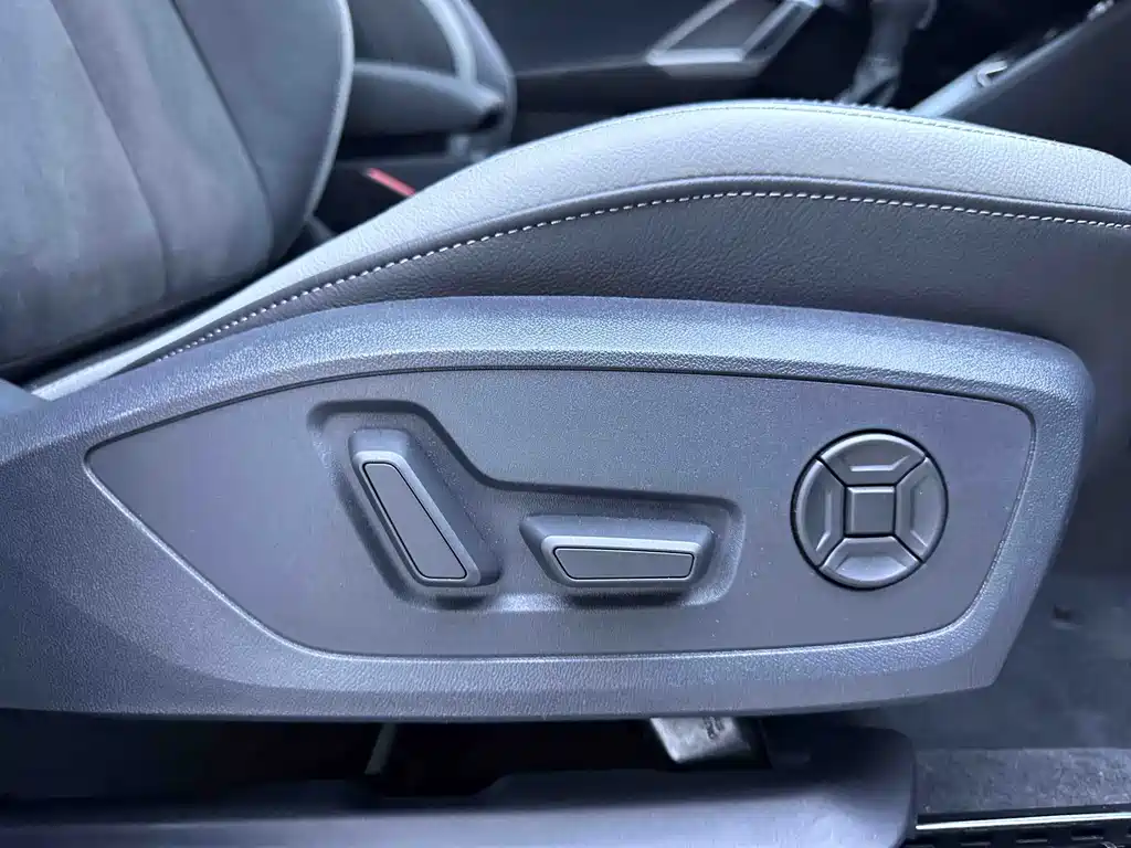 Audi Q3 — миниатюра 18