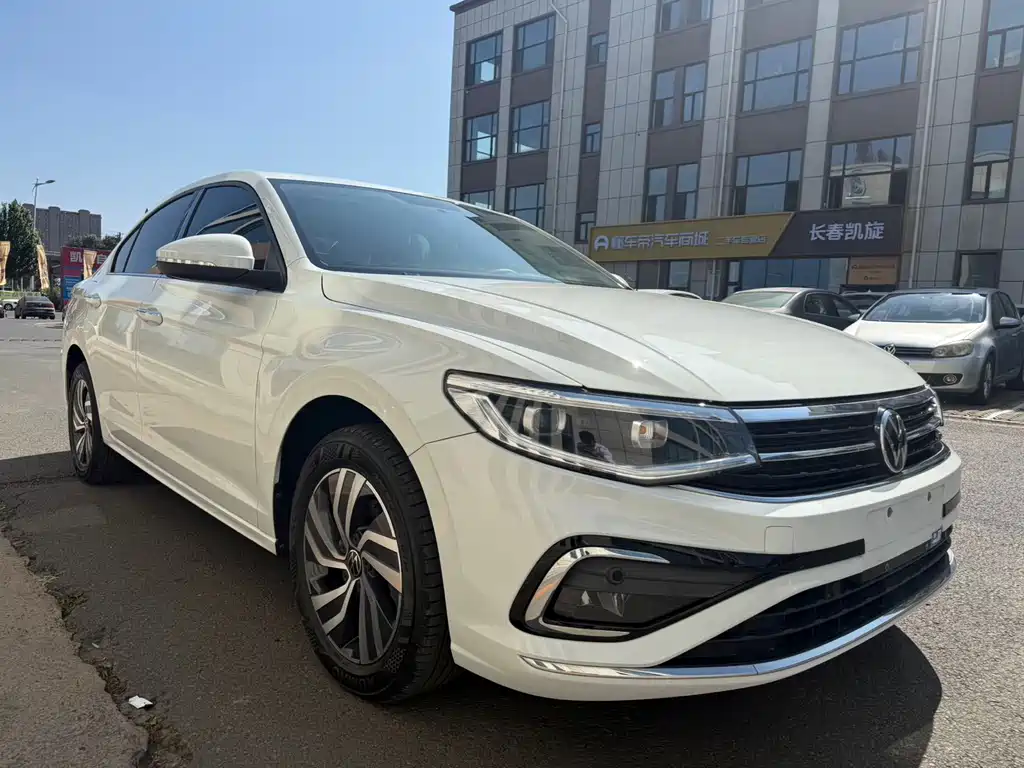 Volkswagen Bora — миниатюра 3
