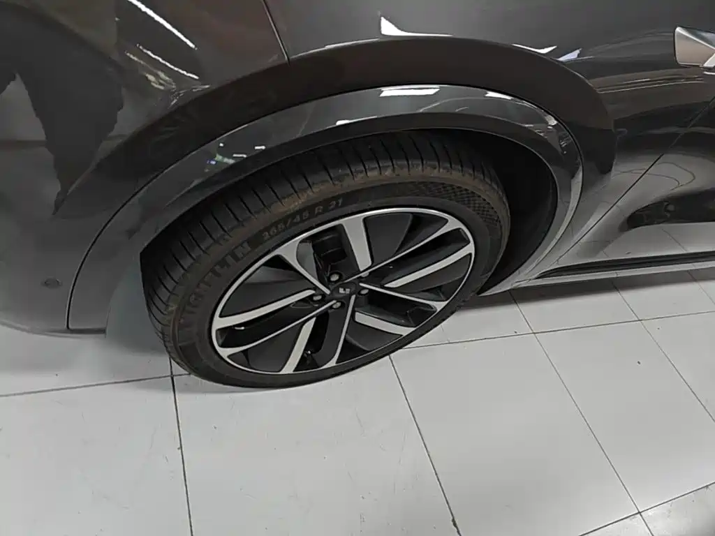 Li Auto Li L9 — миниатюра 23
