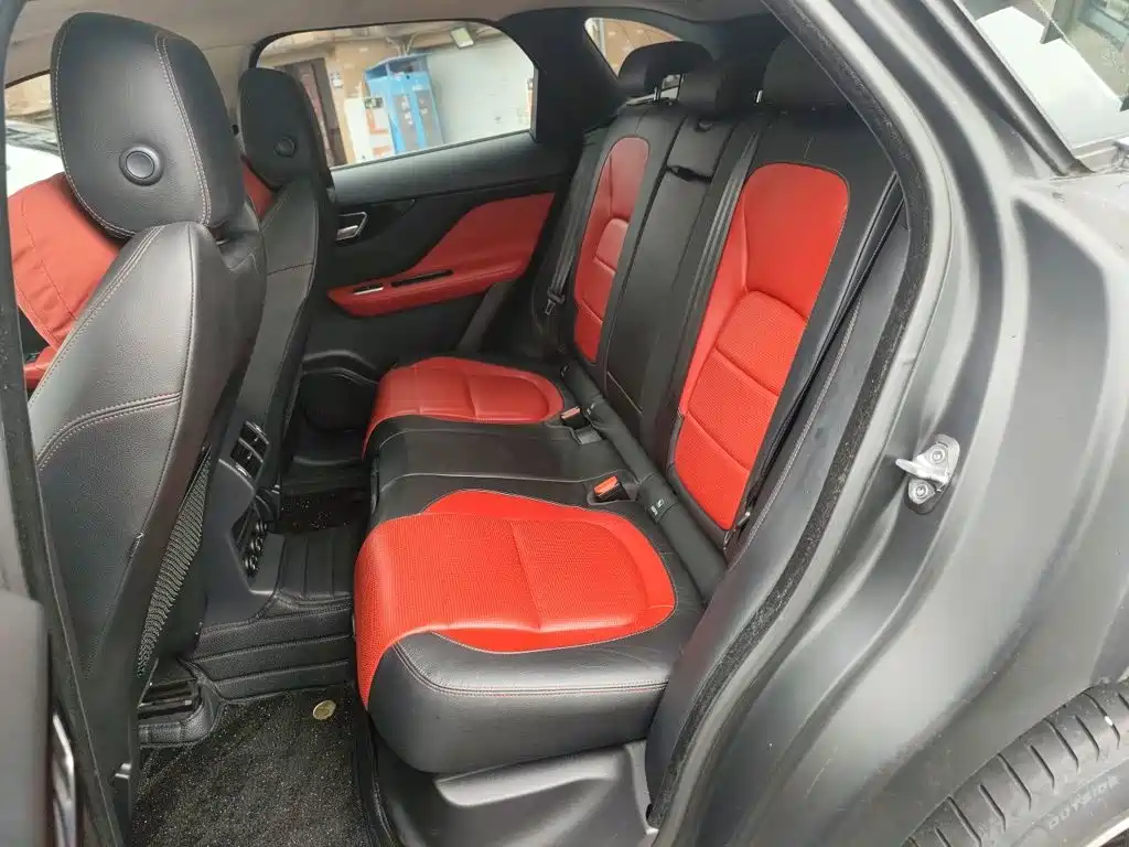 Jaguar F-PACE — миниатюра 15