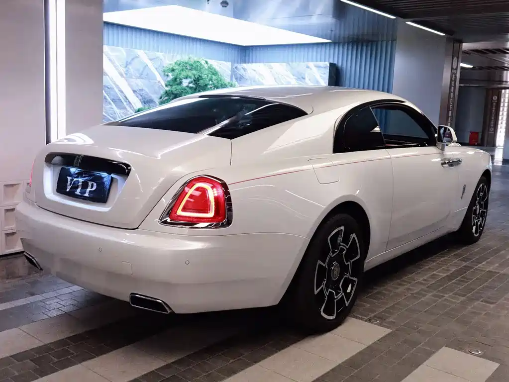 Rolls-Royce Wraith — миниатюра 7