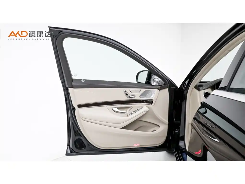 Mercedes-Benz S-Class — миниатюра 10