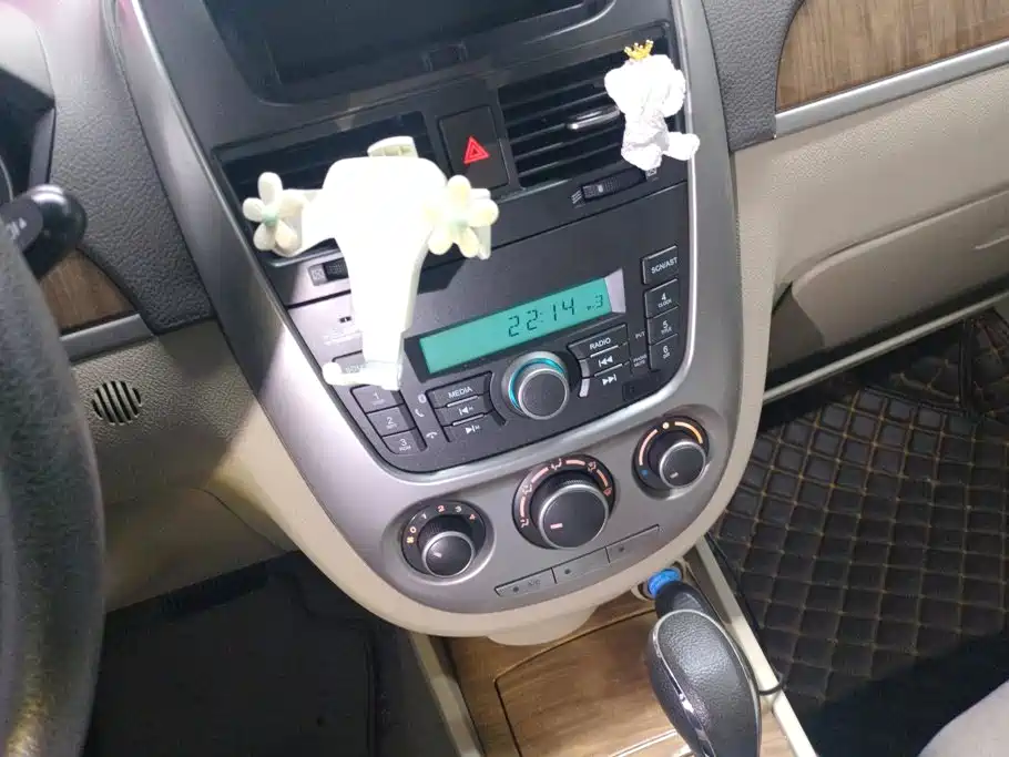 Buick Excelle — миниатюра 13