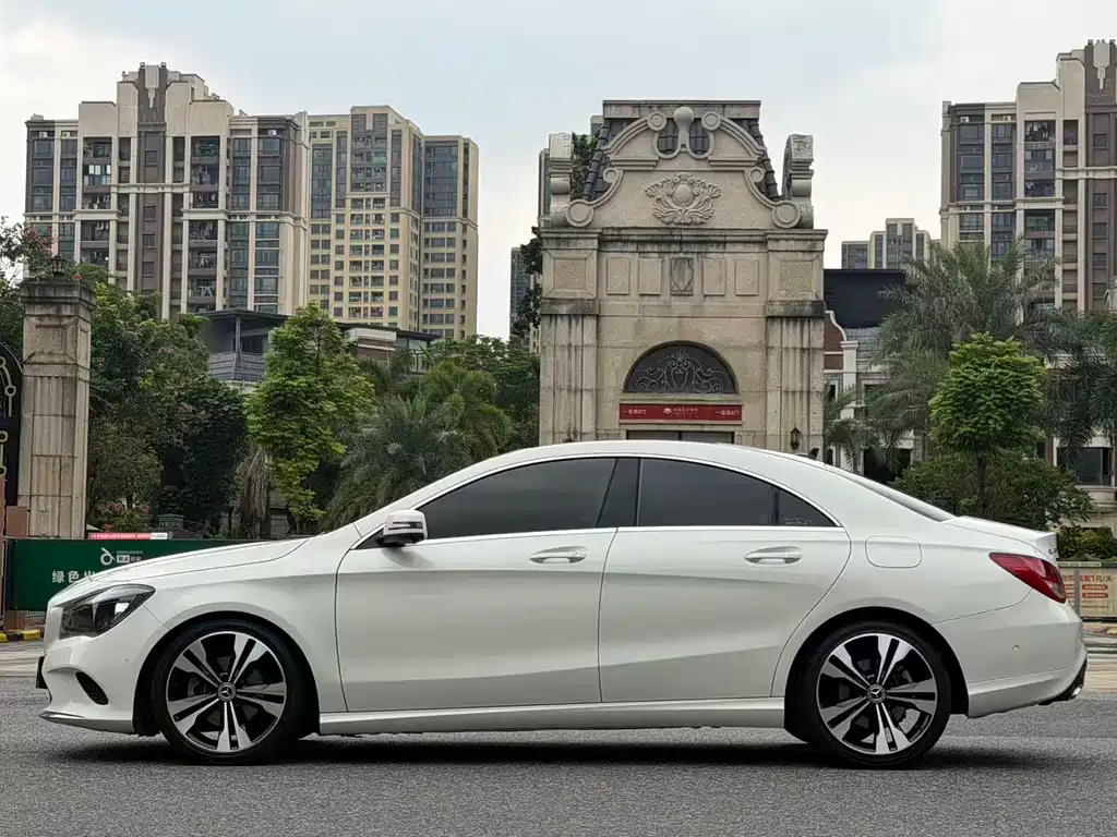 Mercedes-Benz CLA (Import) — миниатюра 4