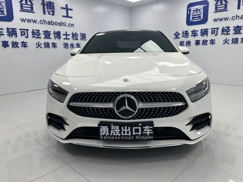 Mercedes-Benz A-Class Facelift A 180 L Sport Sedan, фото 2