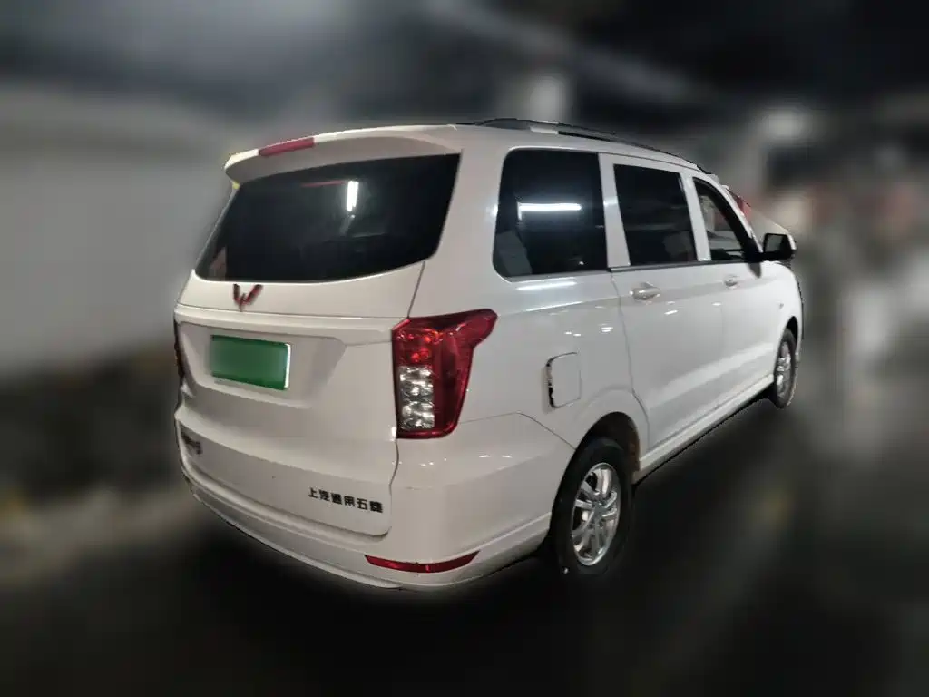 Wuling Hongguang — миниатюра 5