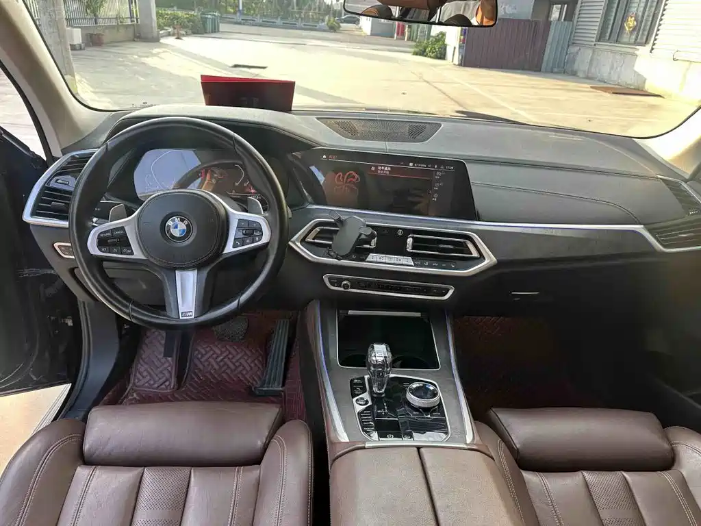 BMW X5 (Import) — миниатюра 6