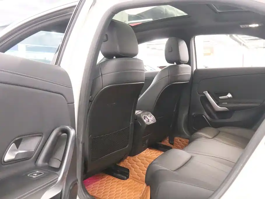 Mercedes-Benz A-Class A 200 L Sport Sedan Dynamic Type, фото 15