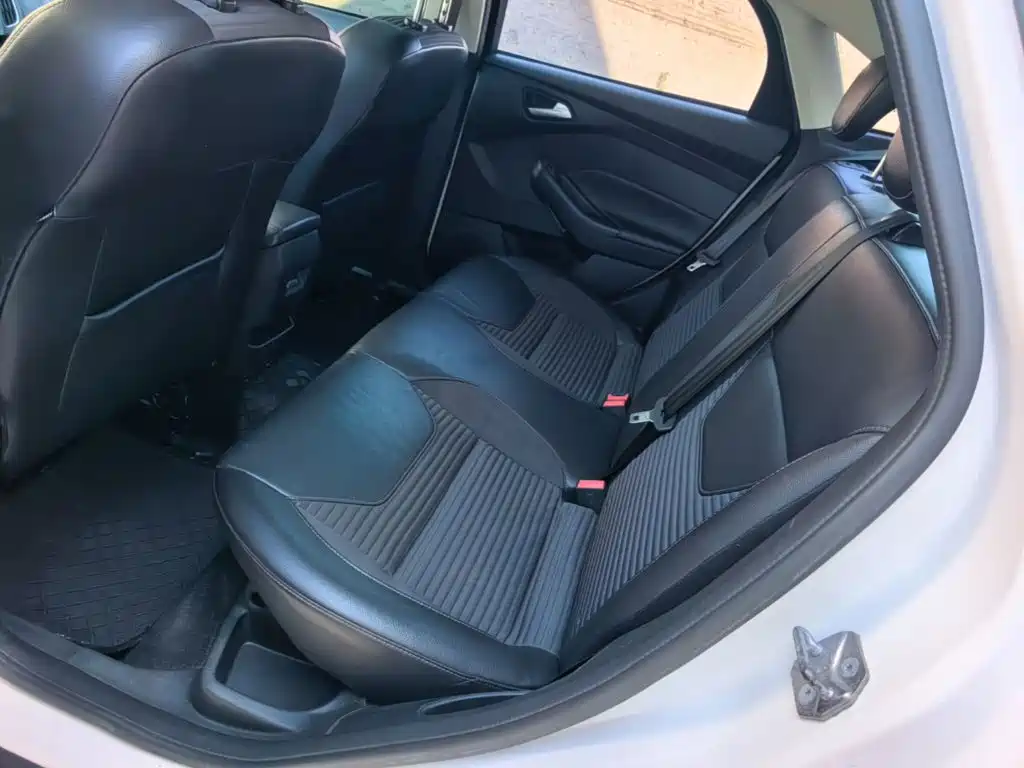 Ford Focus — миниатюра 17
