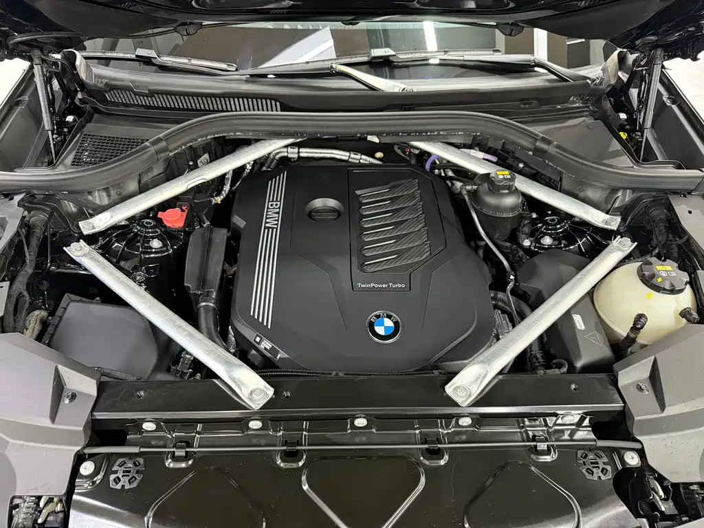 BMW X5 — миниатюра 18