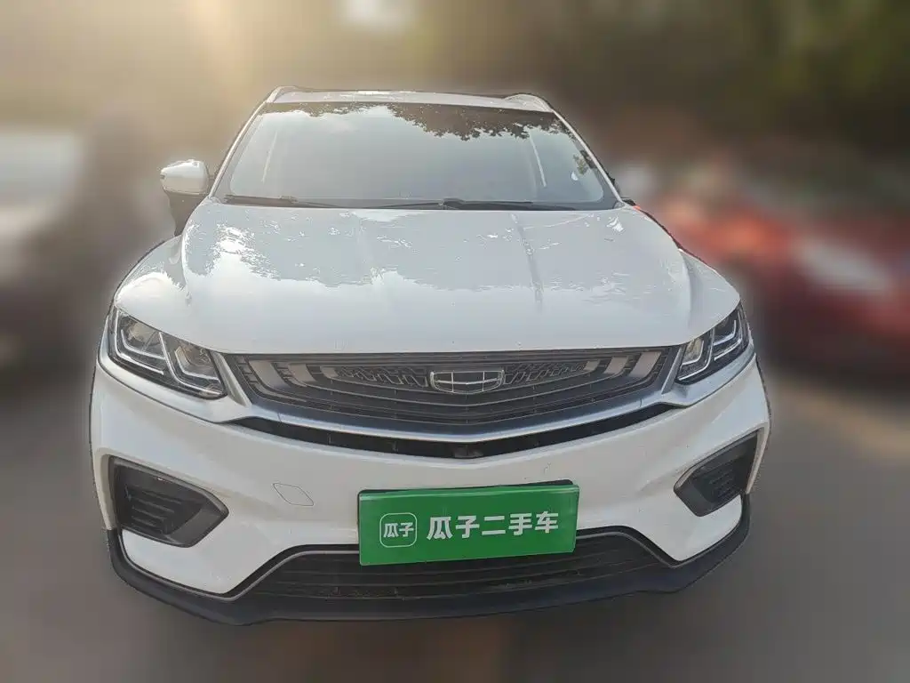 Geely Binyue — миниатюра 23