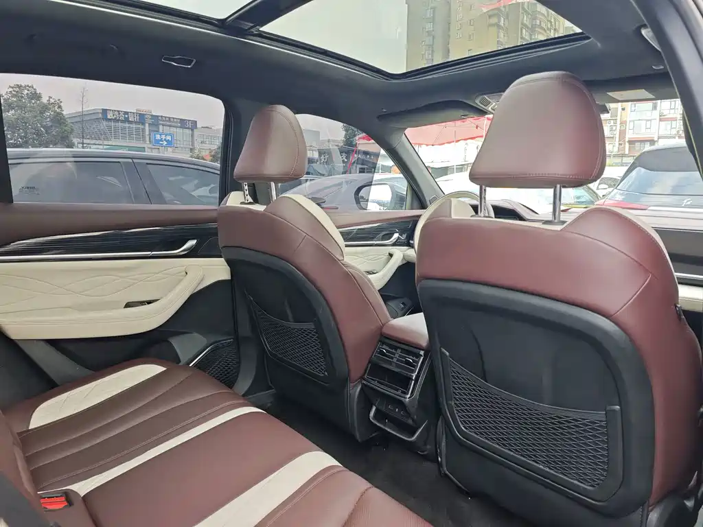 Geely Xingyue L — миниатюра 9
