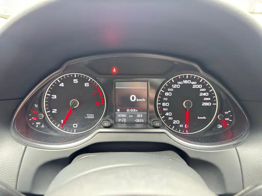 Audi Q5 — миниатюра 11