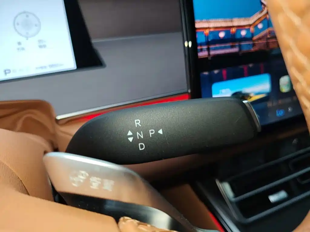 BYD Han L — миниатюра 14