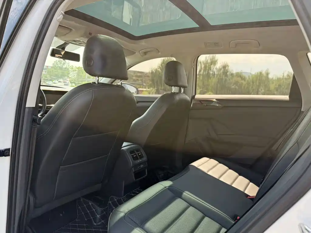 Volkswagen Tharu — миниатюра 9