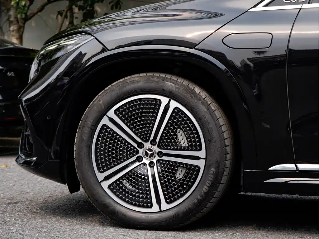 Mercedes-Benz EQS SUV 2023 450+