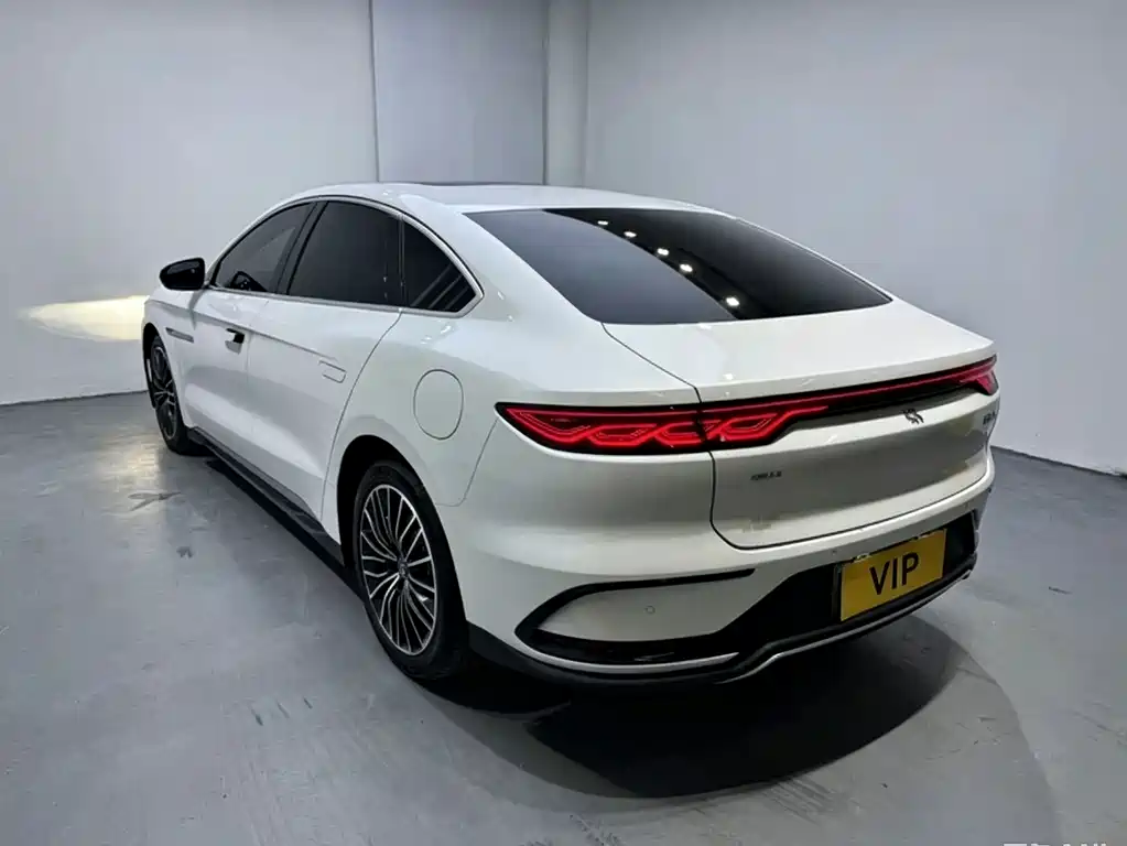 BYD Han — миниатюра 2