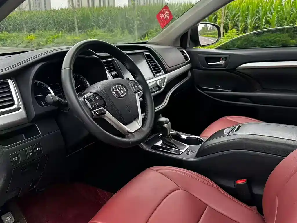 Toyota Highlander — миниатюра 2