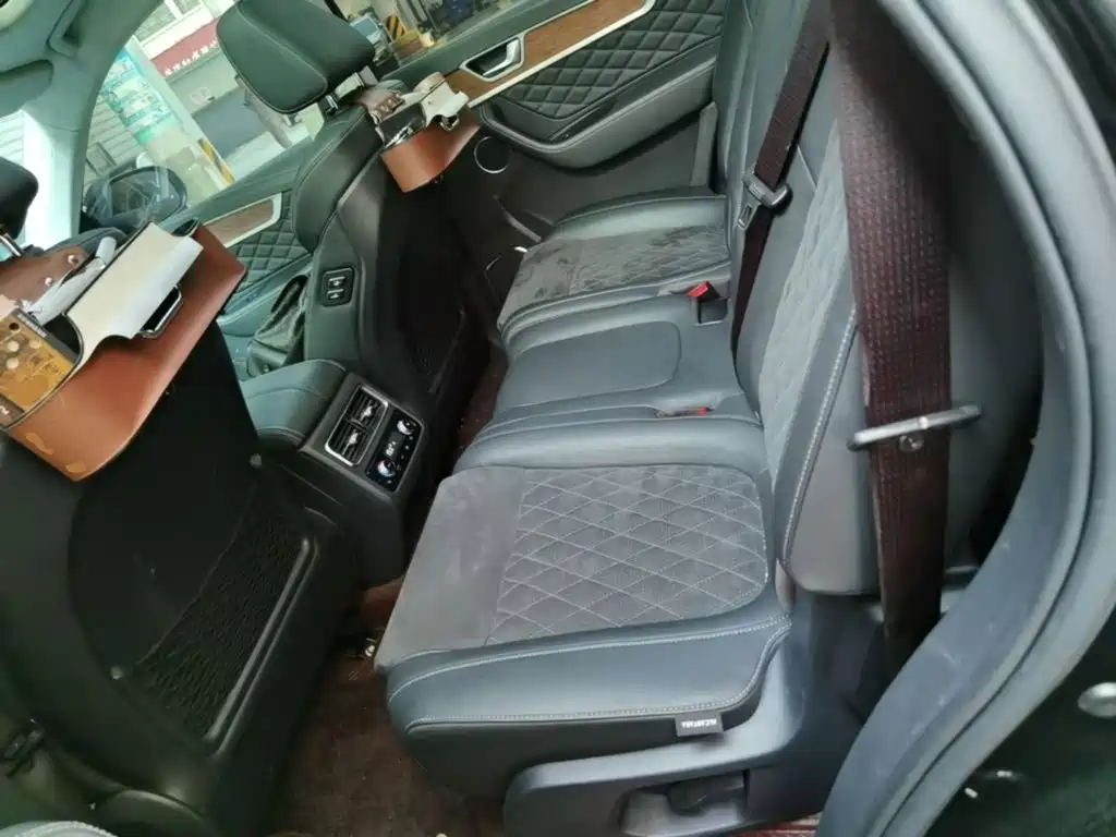 Hongqi Hongqi HS7 — миниатюра 24