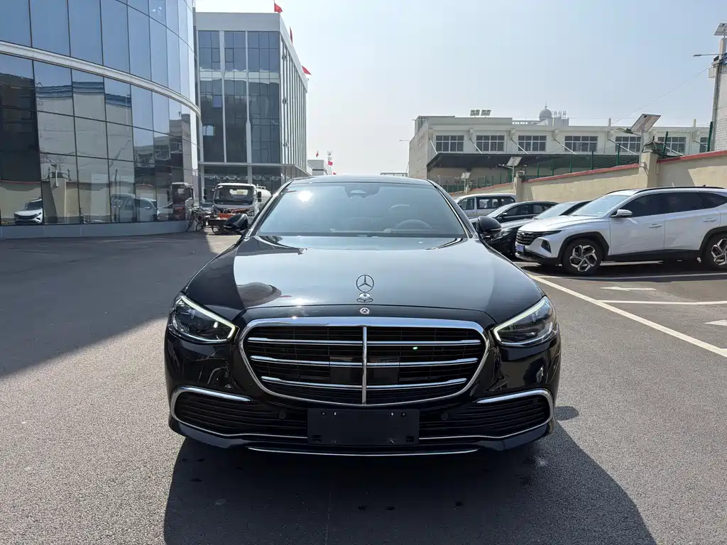 Mercedes-Benz S-Class 2022