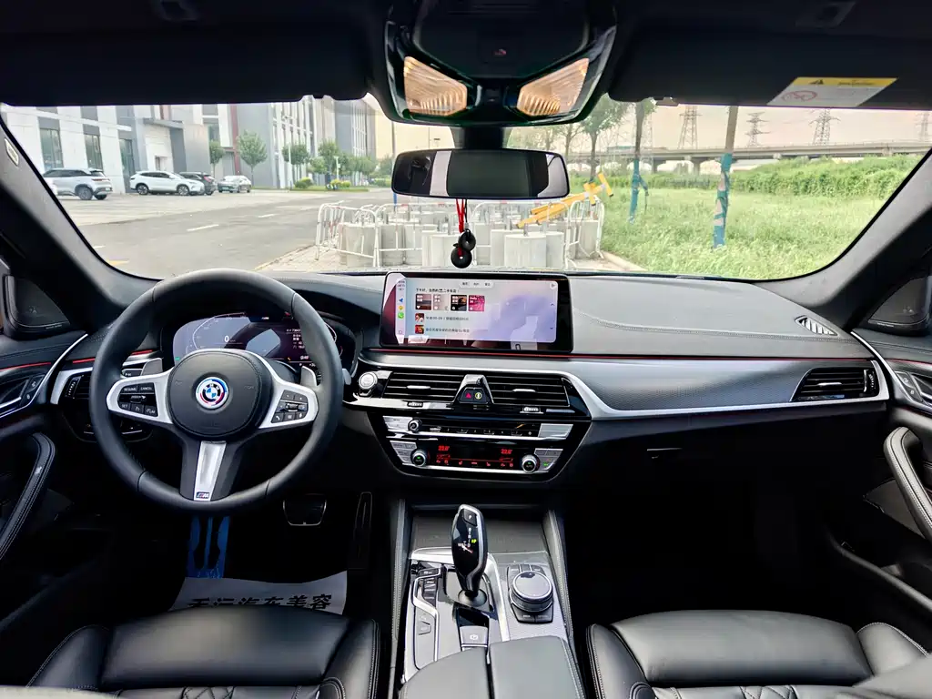 BMW 5 Series (Import) 540i Elegant Edition M Sport Package, фото 20