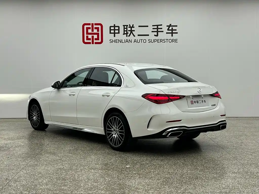 Mercedes-Benz C-Class — миниатюра 3