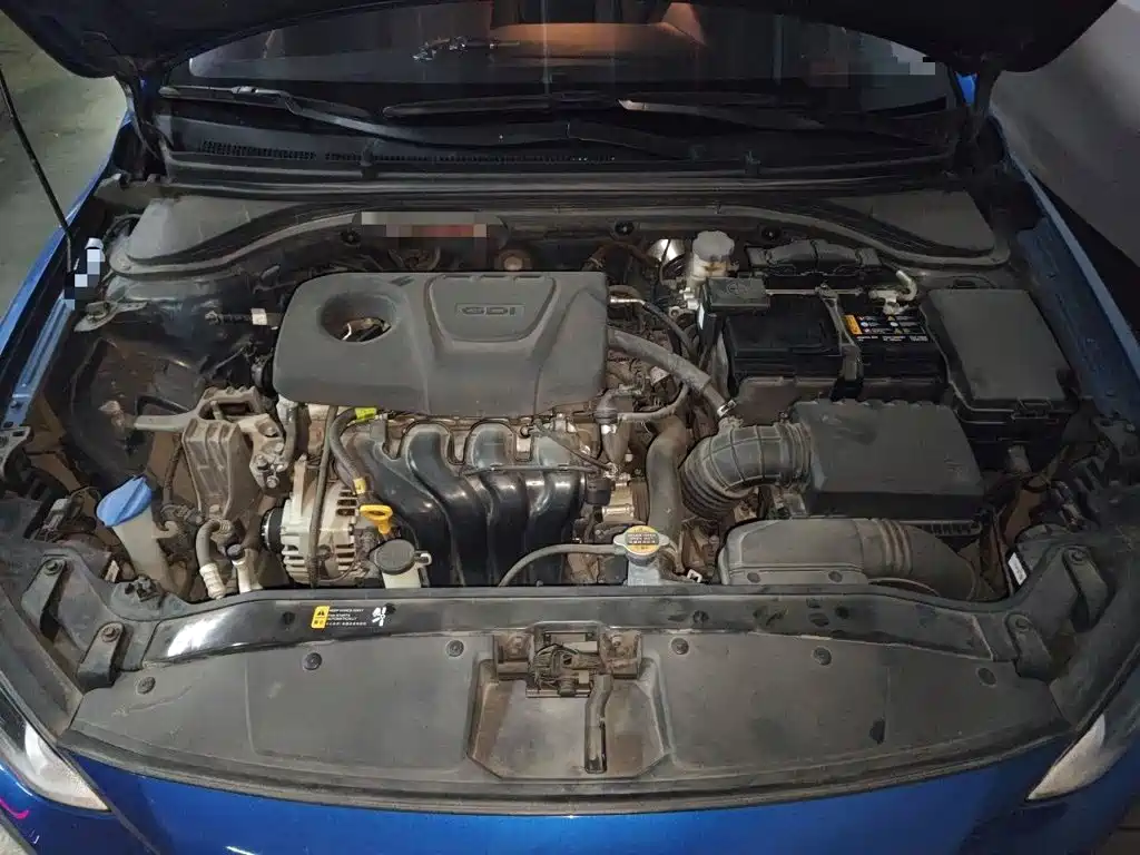 Hyundai Elantra — миниатюра 16