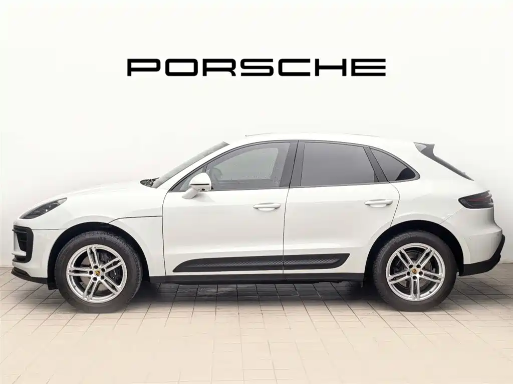 Porsche Macan — миниатюра 7