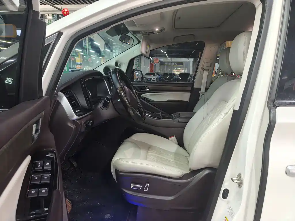 GAC Motor Trumpchi M8 — миниатюра 6