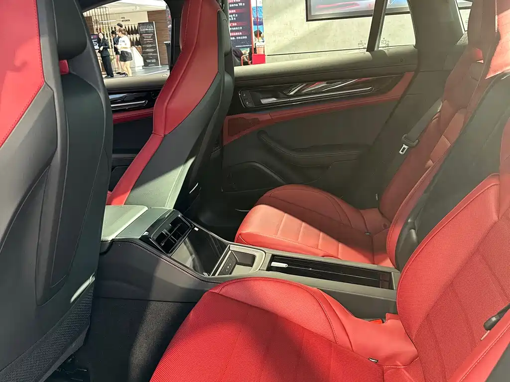 Porsche Panamera — миниатюра 7