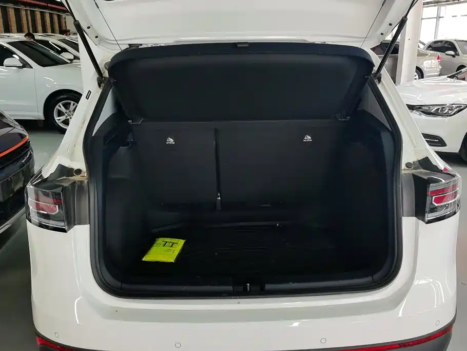 Volkswagen Tharu — миниатюра 4