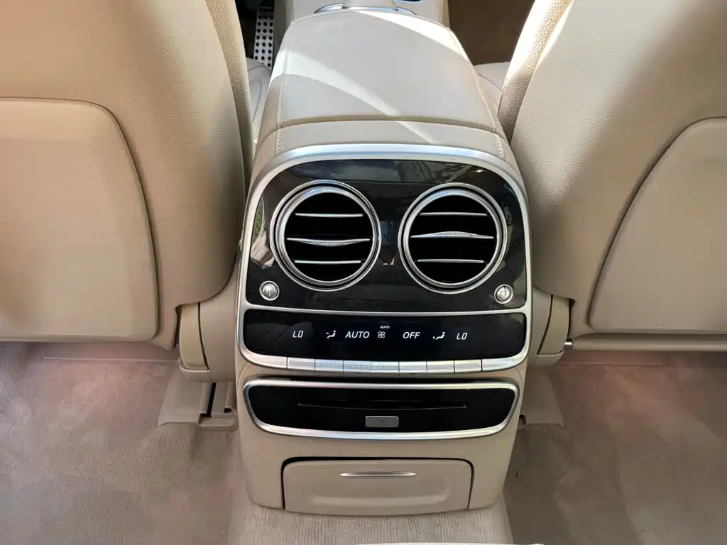 Mercedes-Benz S-Class — миниатюра 16