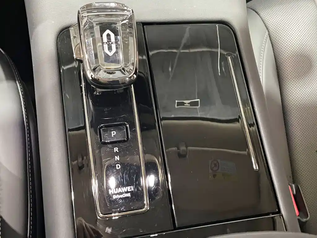 AITO AITO M7 — миниатюра 9