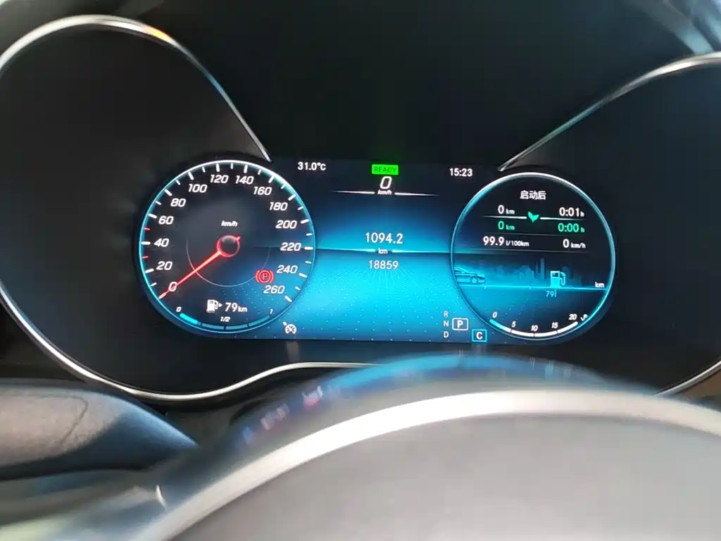 Mercedes-Benz C-Class — миниатюра 12