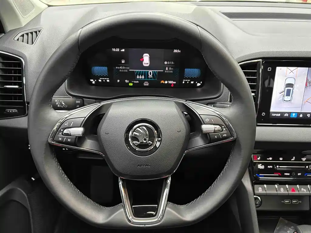 Skoda Karoq — миниатюра 8