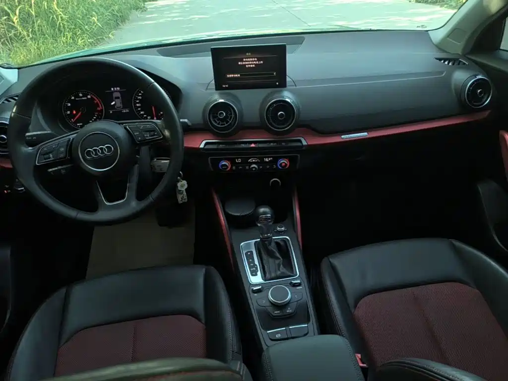 Audi Q2L — миниатюра 10