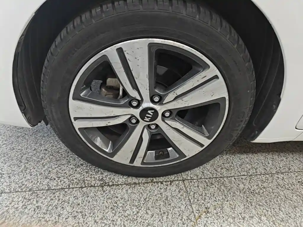 Kia K4 — миниатюра 23