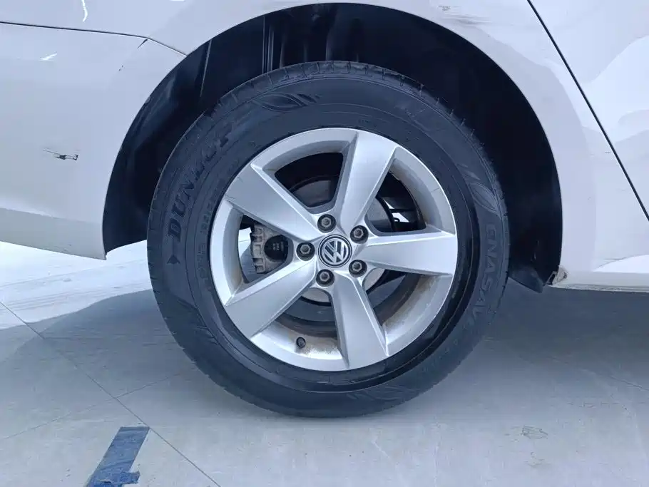 Volkswagen Lavida — миниатюра 6