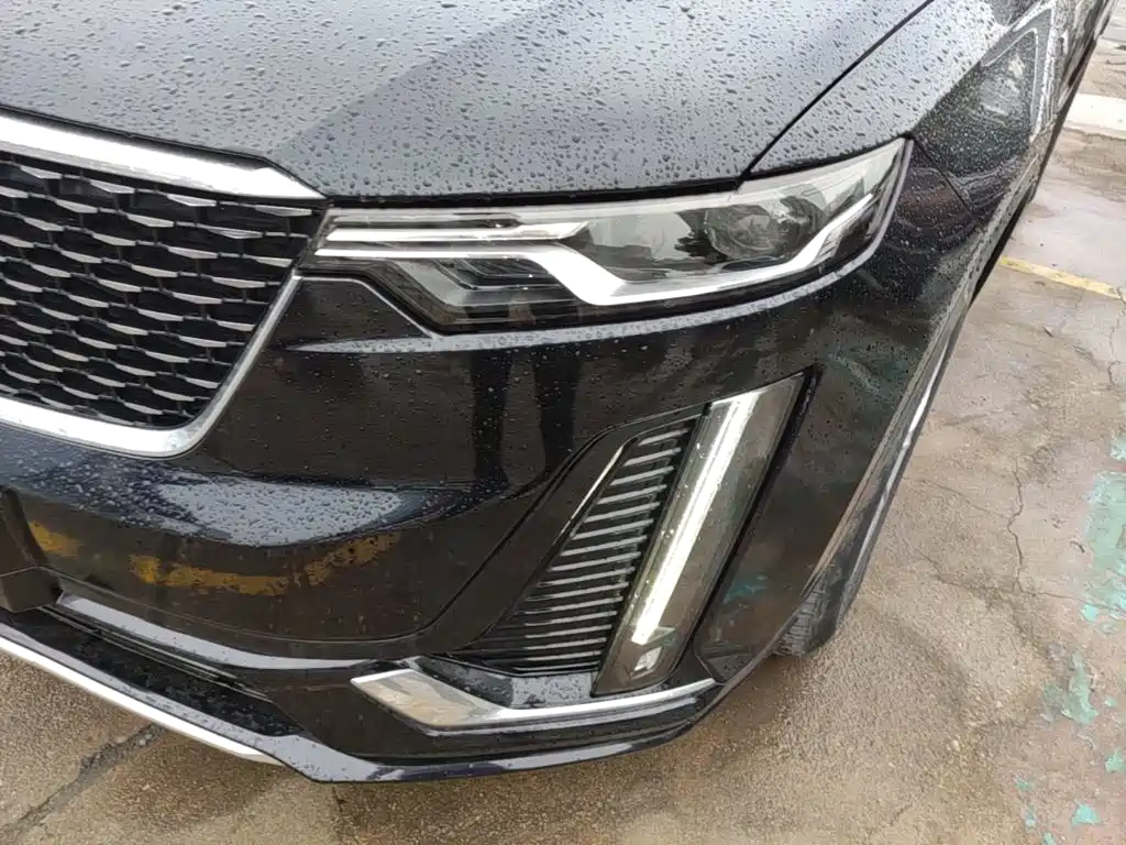 Cadillac XT6 — миниатюра 24