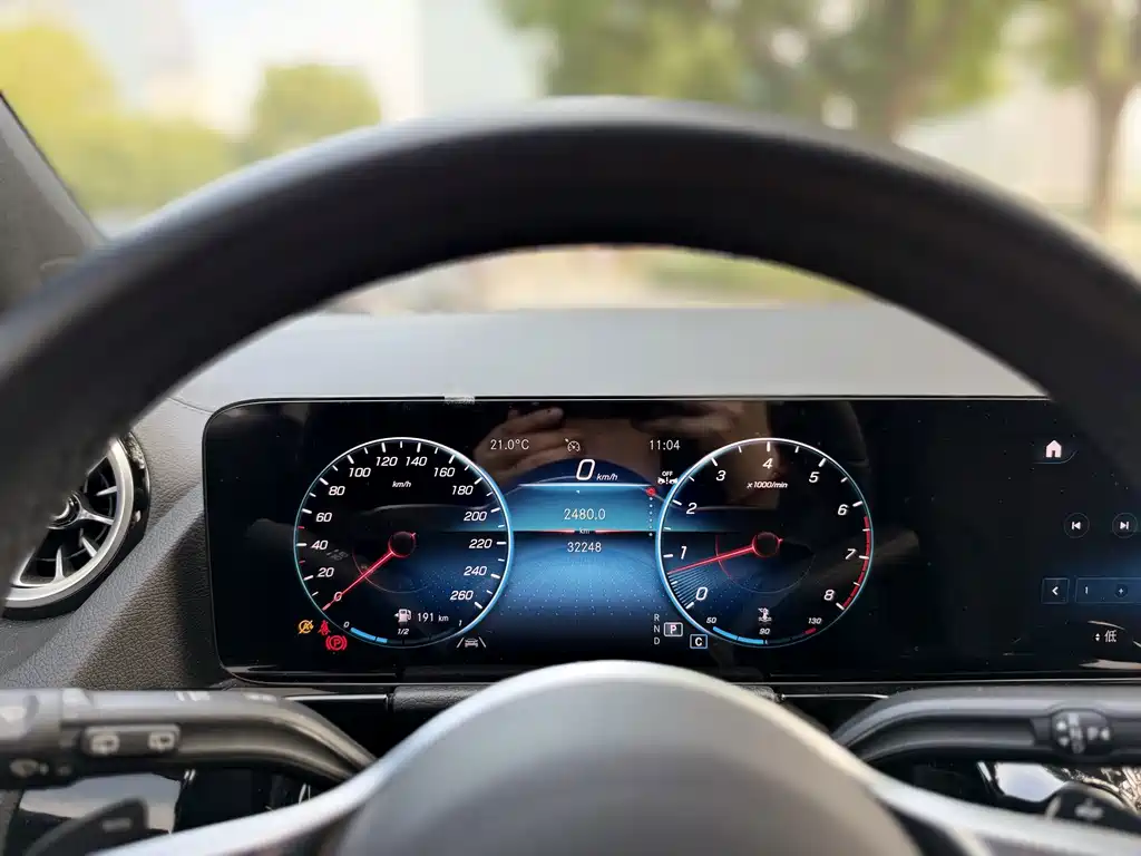 Mercedes-Benz GLA — миниатюра 12