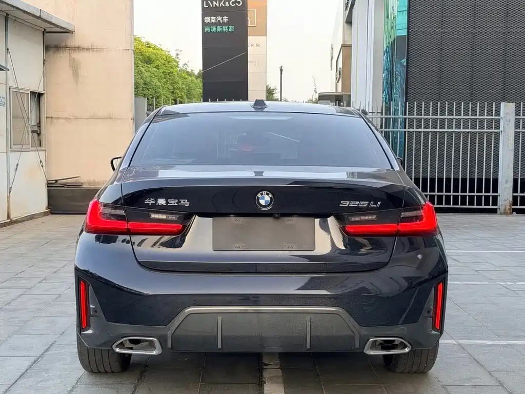 BMW 3 Series — миниатюра 4
