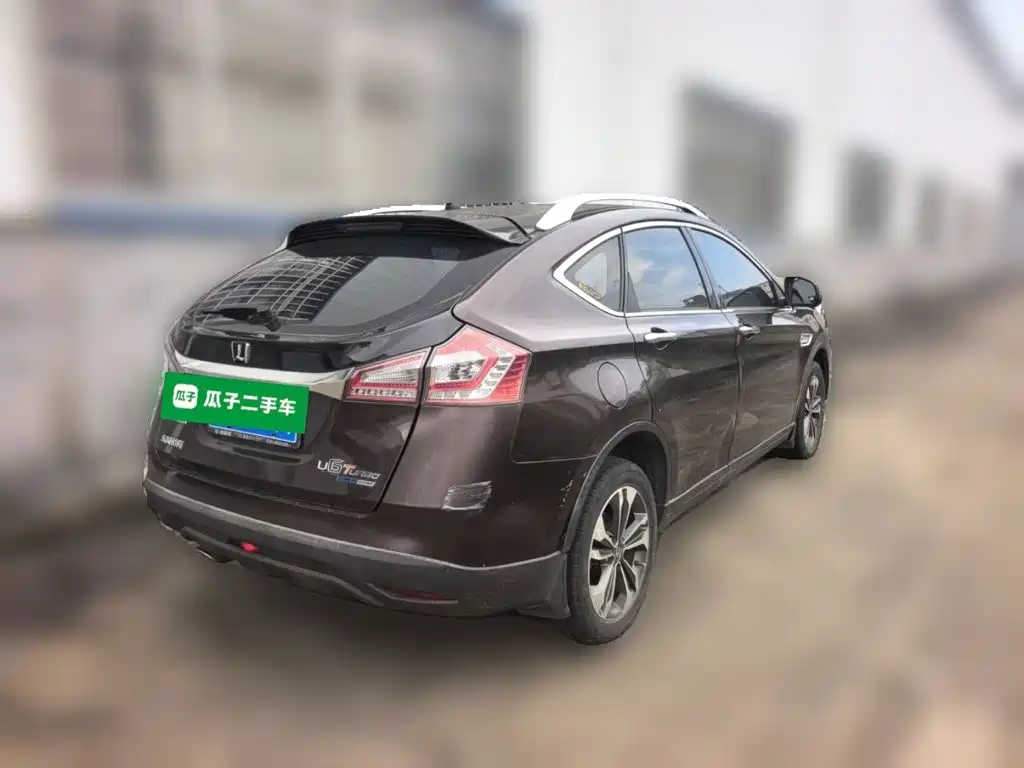 Luxgen U6 — миниатюра 6
