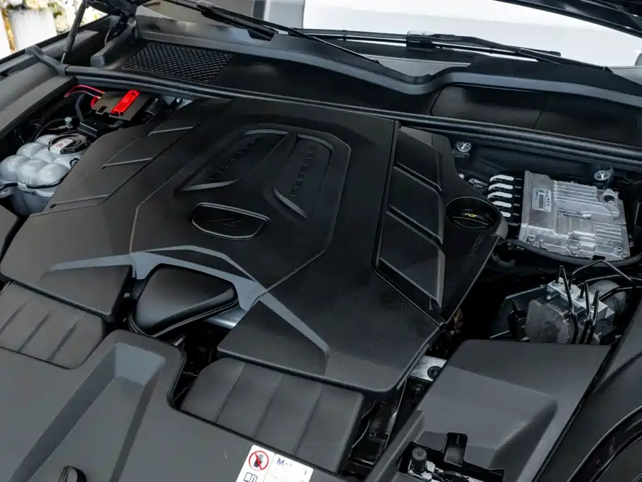Porsche Cayenne — миниатюра 11