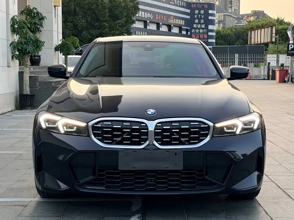 BMW 3 Series — миниатюра 2