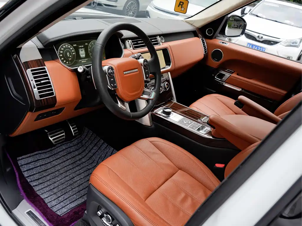 Land Rover Range Rover — миниатюра 11