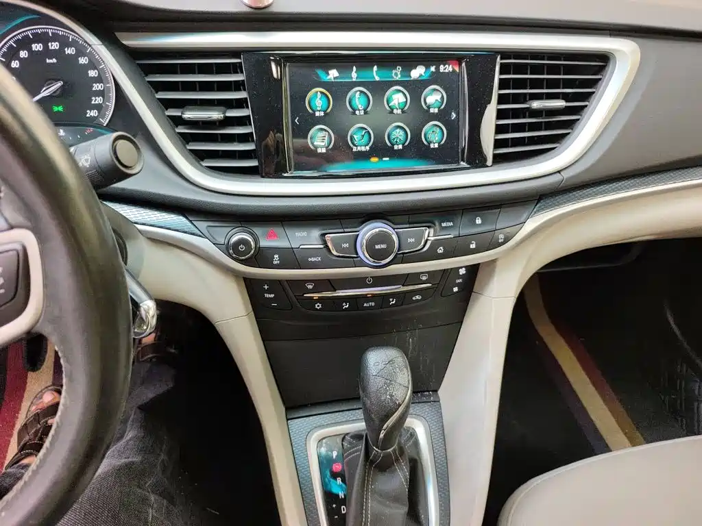 Buick Excelle — миниатюра 9